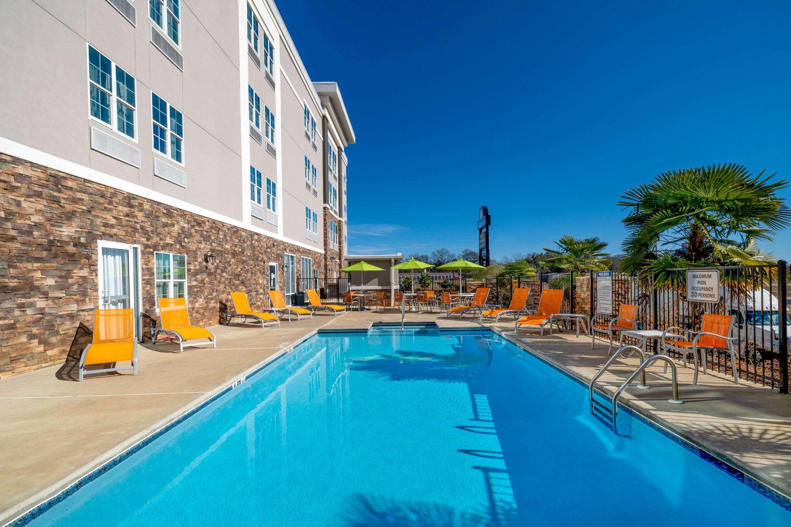 La Quinta By Wyndham Forsyth Otel Dış mekan fotoğraf
