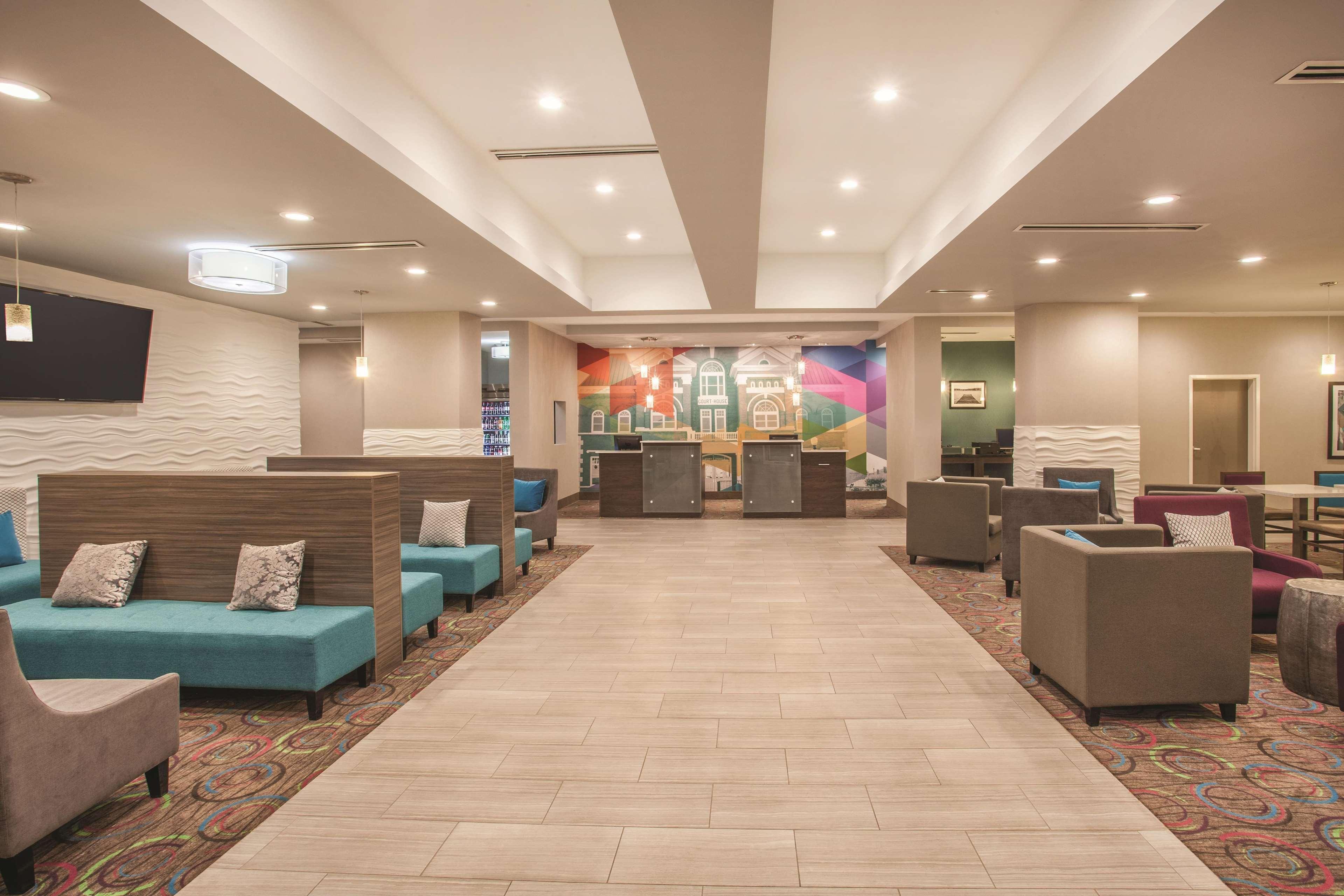 La Quinta By Wyndham Forsyth Otel Dış mekan fotoğraf